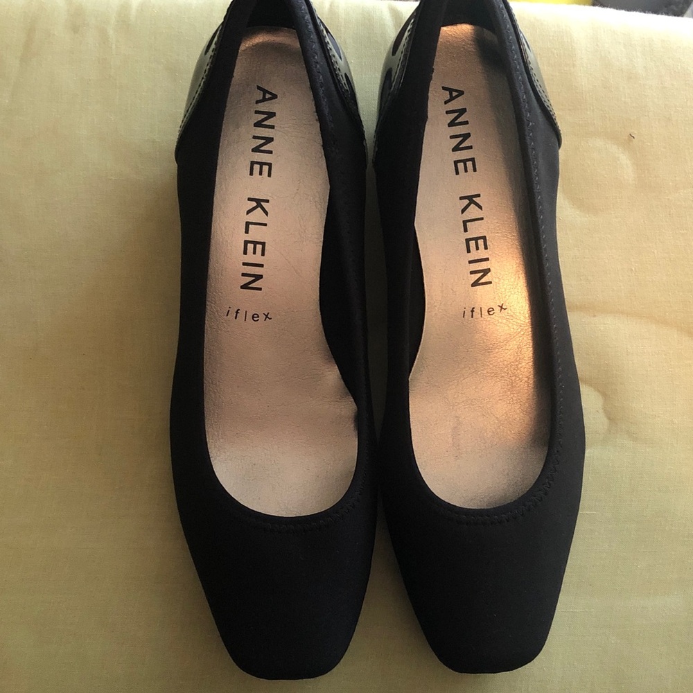 Anne Klein Black wedge heel